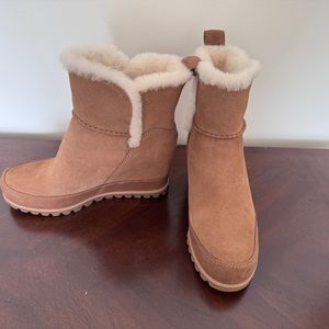 UGG Malvella Boots, sz 7
